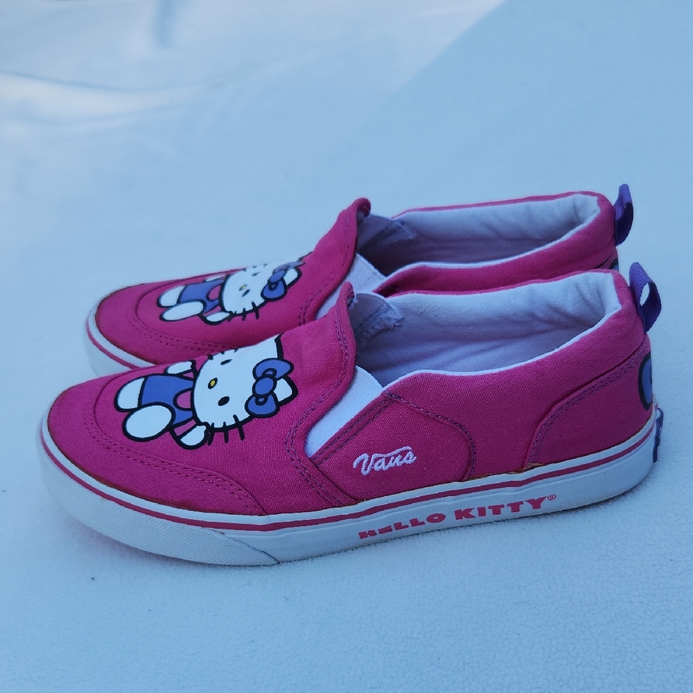 Vans x Hello Kitty Limited Edition 2012 Pink Slip-Ons - Women’s 7 / Missy 5.5